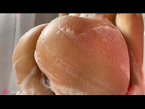❤️ Morena masturba o coño cun vibrador ata un orgasmo intenso na ducha ️ Vídeo de sexo en % gl.fuxporn-com.ru % ❌️❤